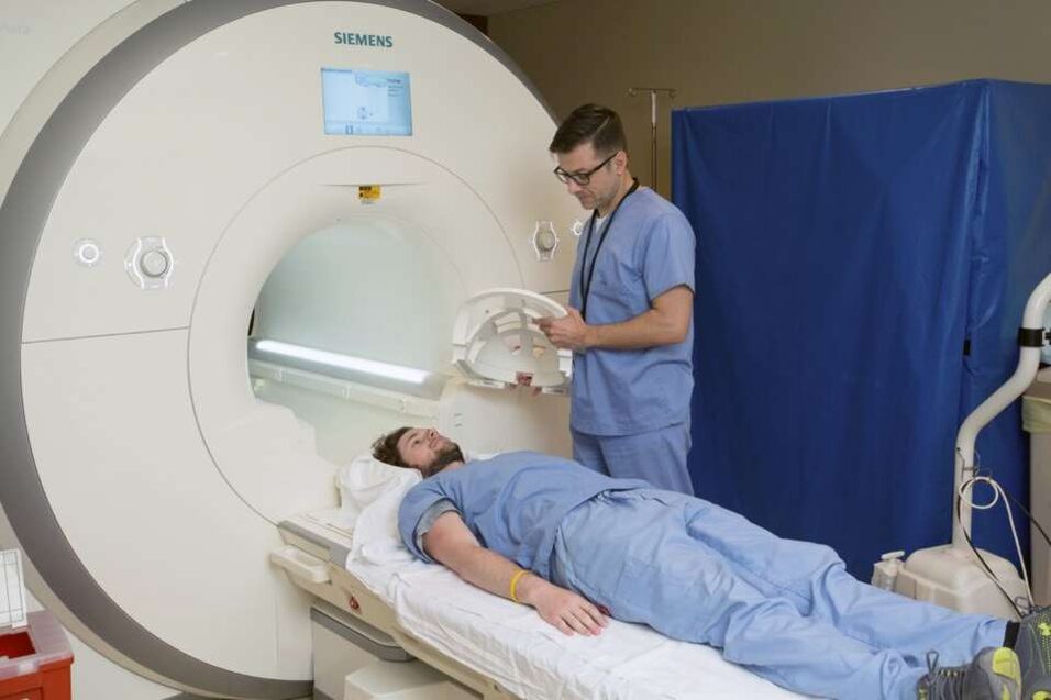 การตรวจ MRI ของ lumbar osteochondrosis